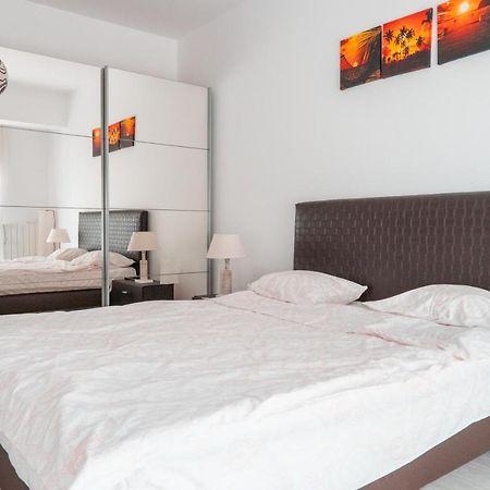 Bright Apartments Mamaia Nord Екстер'єр фото
